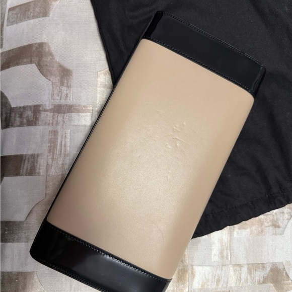 Yves Saint Laurent Black and Tan Clutch - Picture 5 of 9